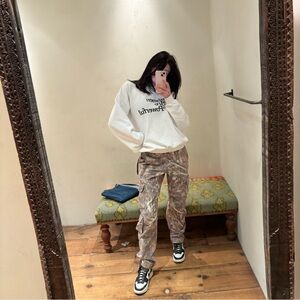 Abercrombie & Fitch men’s camo cargo pants